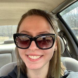 Meet your Posher, Katherine